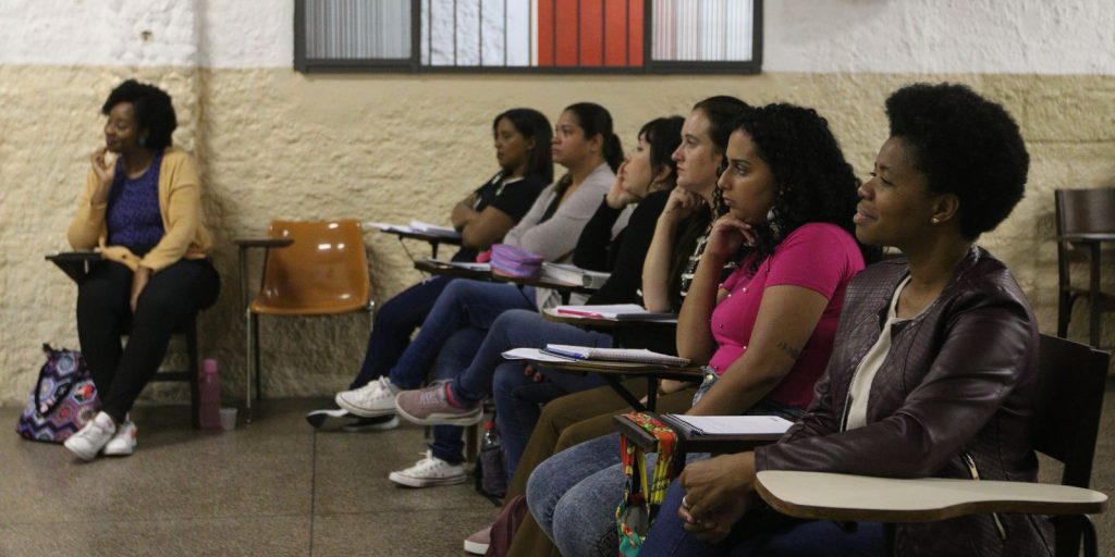 cursinho-popular-tem-ate-6-de-maio-para-inscricao-em-programa-do-mec