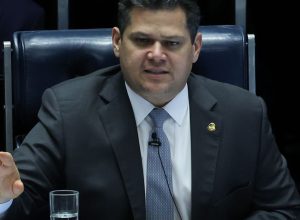 alcolumbre-mantem-sessao-da-cpmi-do-inss-que-quebrou-sigilo-de-lulinha