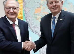 alckmin-recebe-senador-americano-aliado-de-trump