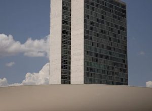 congresso-promete-ao-stf-identificar-todos-os-padrinhos-de-emendas