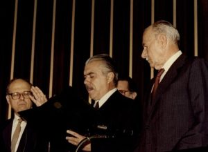 redemocratizacao:-ha-40-anos,-sarney-assumia-a-presidencia-do-brasil