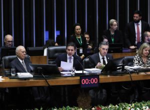 motta-contradiz-versao-bolsonarista:-“somos-um-pais-democratico”
