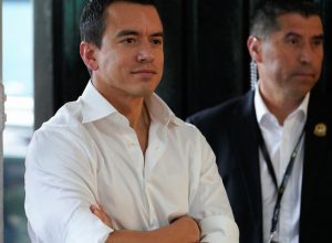 lula-cumprimenta-presidente-reeleito-do-equador