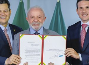 lula-entrega-pec-da-seguranca-publica-para-tramitacao-no-congresso