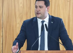 governador-do-parana-elogia-parceria-com-lula-em-concessao-de-rodovias