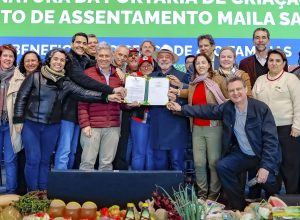 lula-cria-assentamento-da-reforma-agraria-no-parana